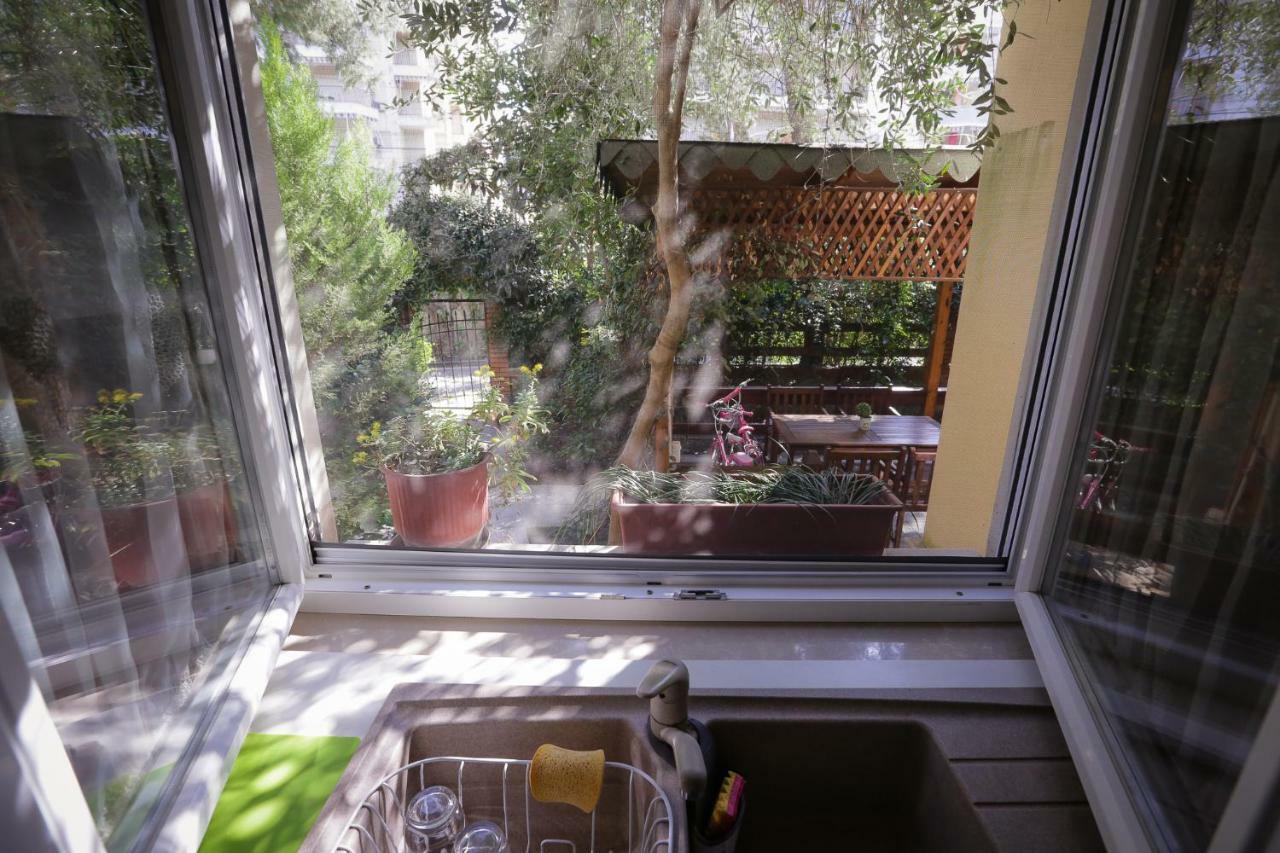 Pine-Tree Apt W/ Private Garden 50 M From The Sea Golem  Εξωτερικό φωτογραφία